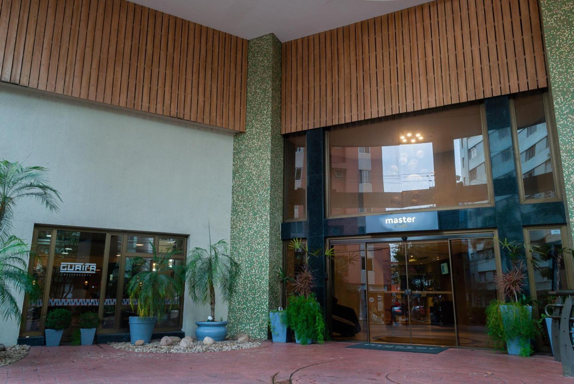 Master Curitiba Hotel - 1,6 Km Do Estadio Couto Pereira - Show Exterior photo